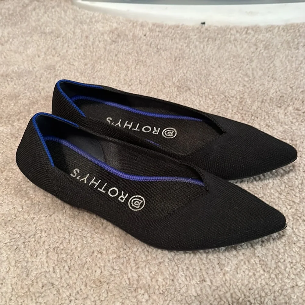Rothy’s - Picture 2 of 4